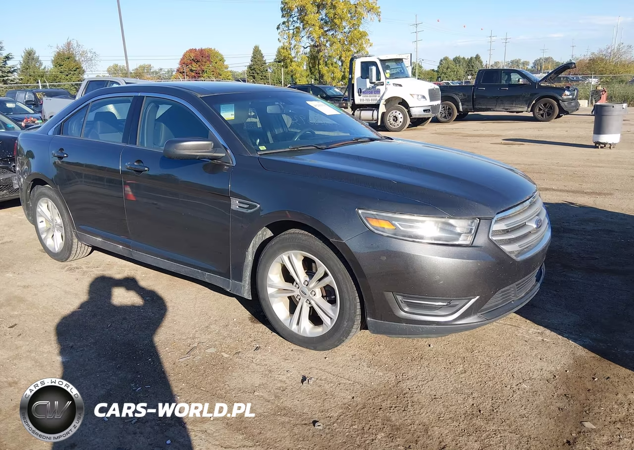 2015 Ford Taurus Sel