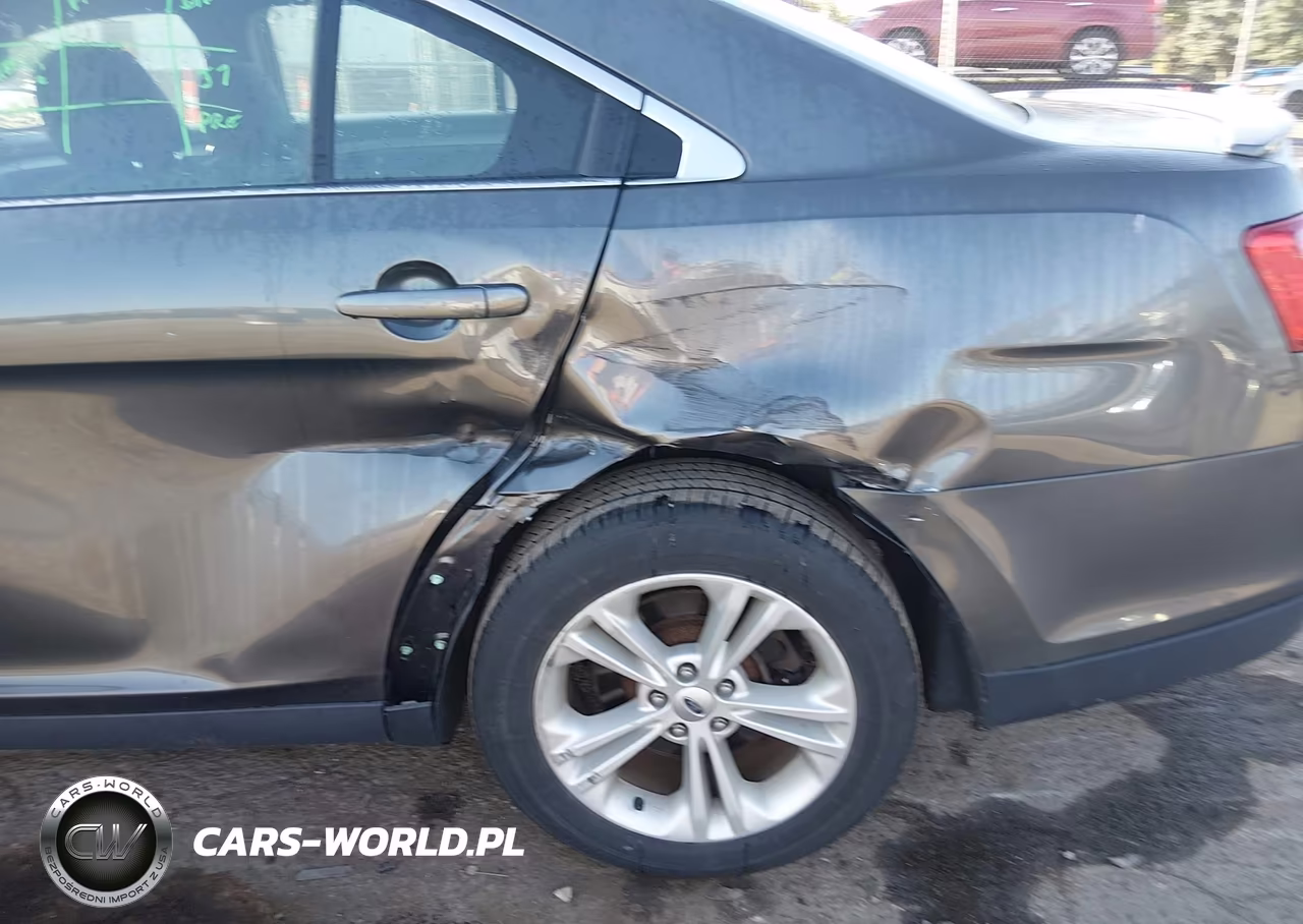 2015 Ford Taurus Sel VIN:1FAHP2E85FG202637 - 6