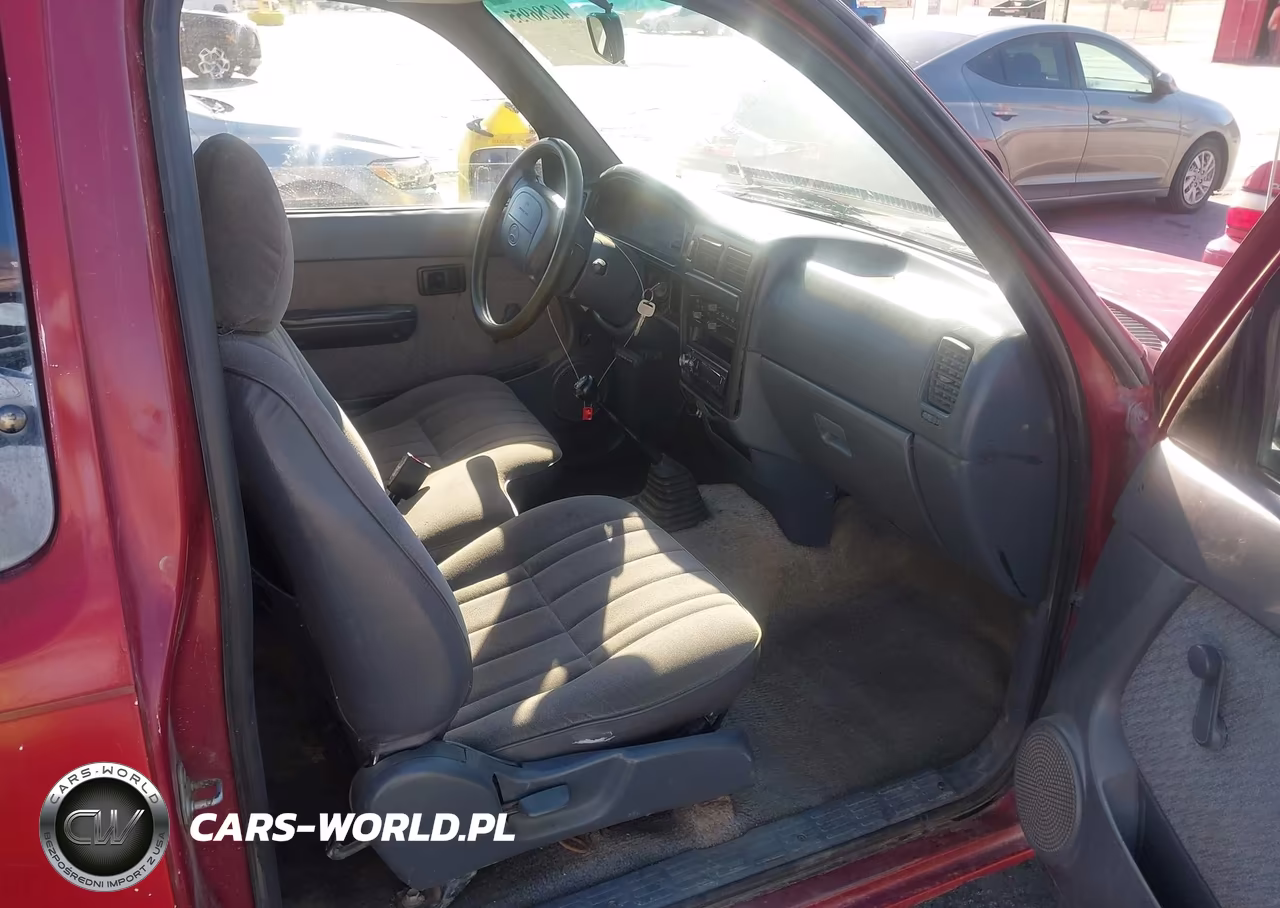 1996 Toyota Tacoma Xtracab VIN:4TAVL52N4TZ120348 - 5