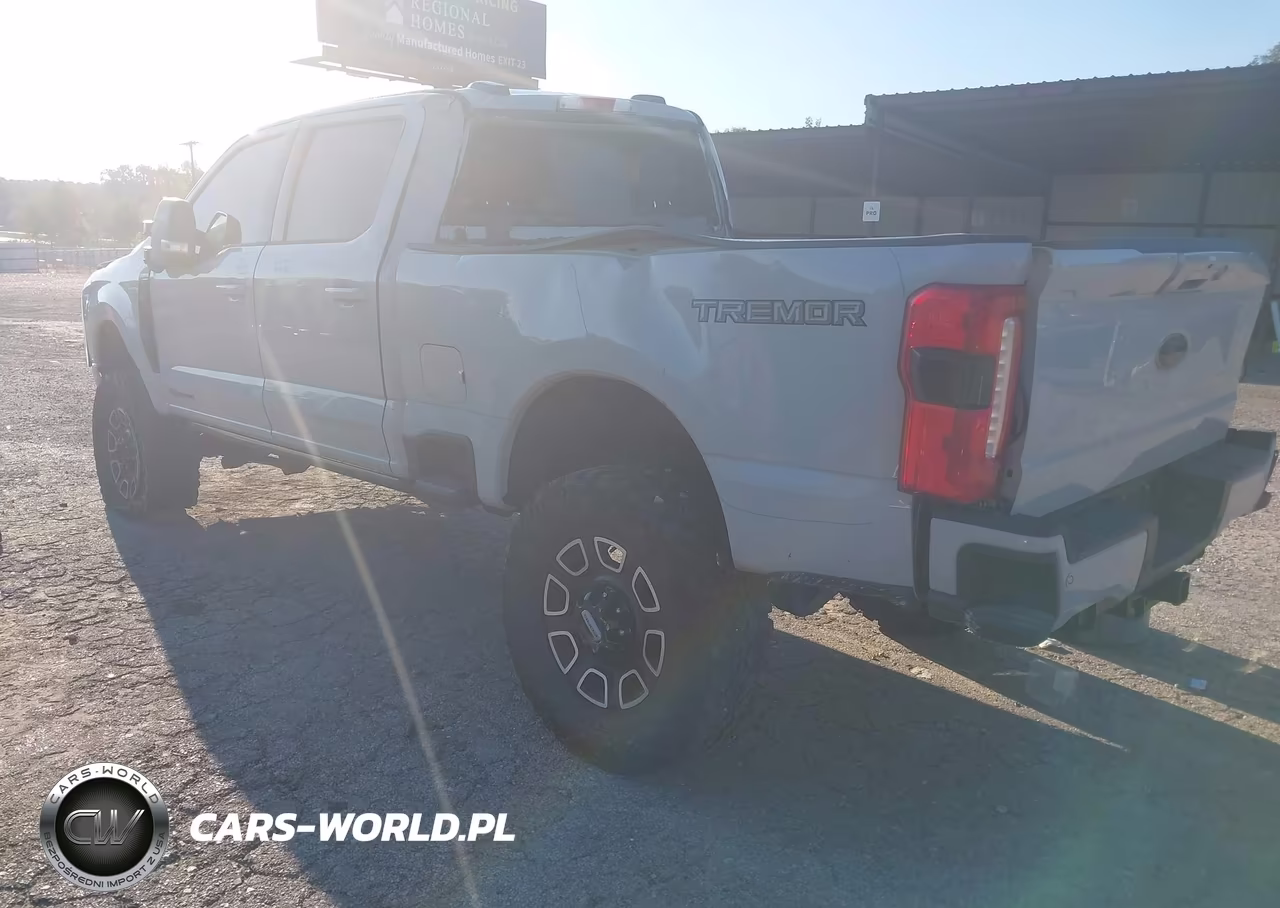 2025 Ford F-250 Lariat VIN:1FT8W2BM5SEC30197 - 3