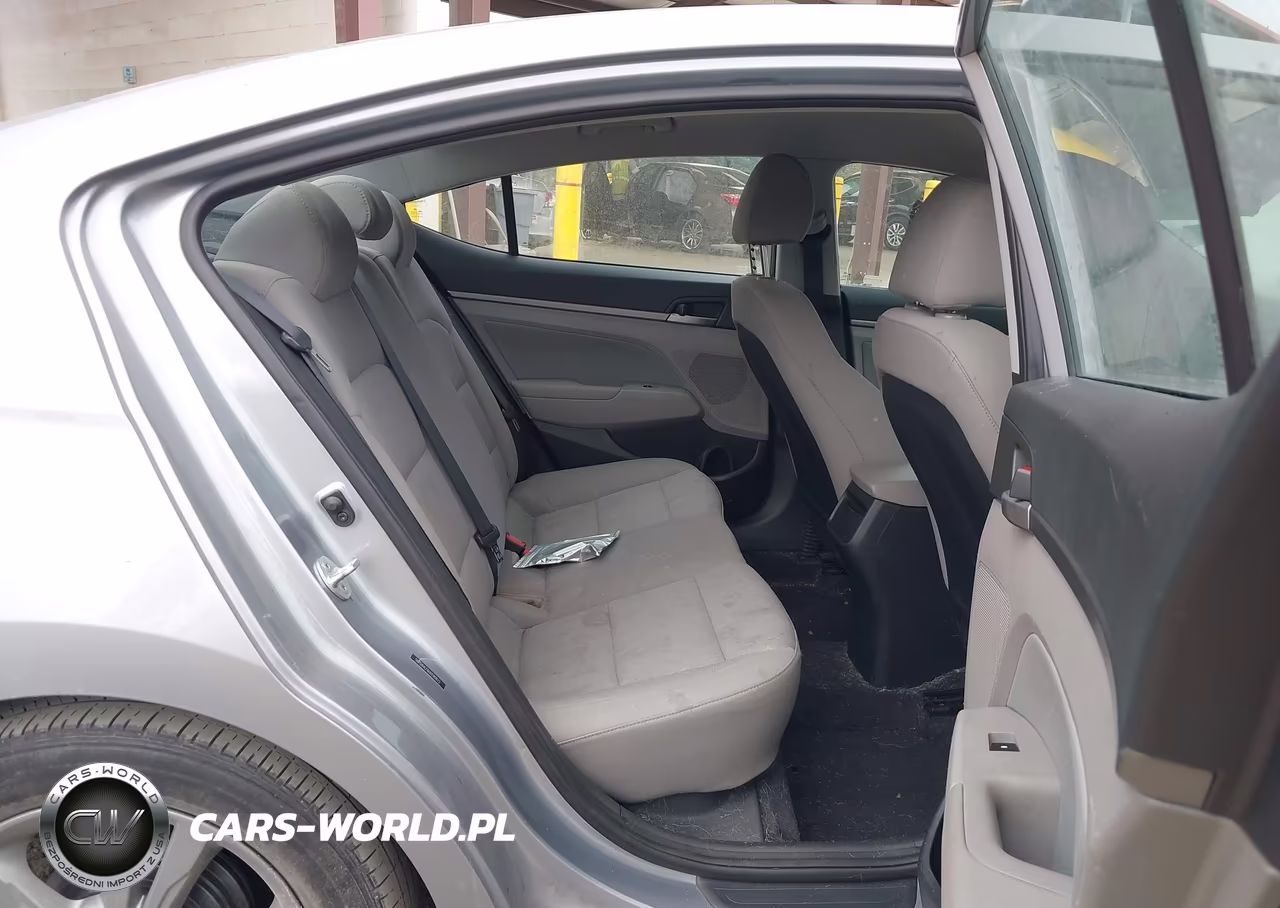 2017 Hyundai Elantra Se VIN:5NPD84LF6HH190872 - 8
