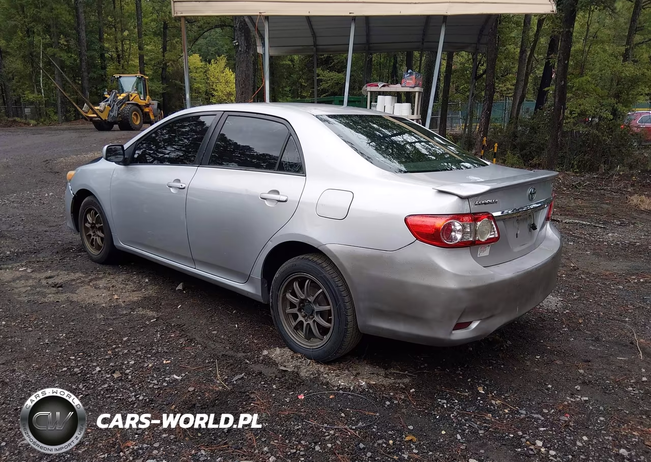2011 Toyota Corolla Le VIN:2T1BU4EE9BC572508 - 3