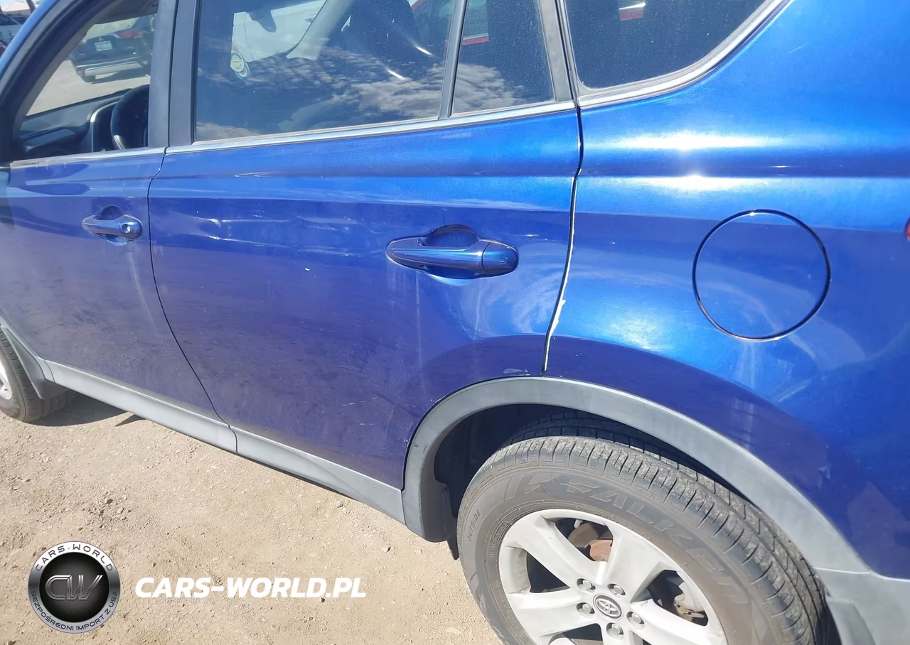 2015 Toyota Rav4 Xle VIN:2T3RFREV0FW405973 - 14