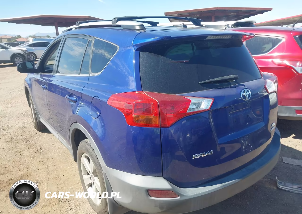 2015 Toyota Rav4 Xle VIN:2T3RFREV0FW405973 - 3