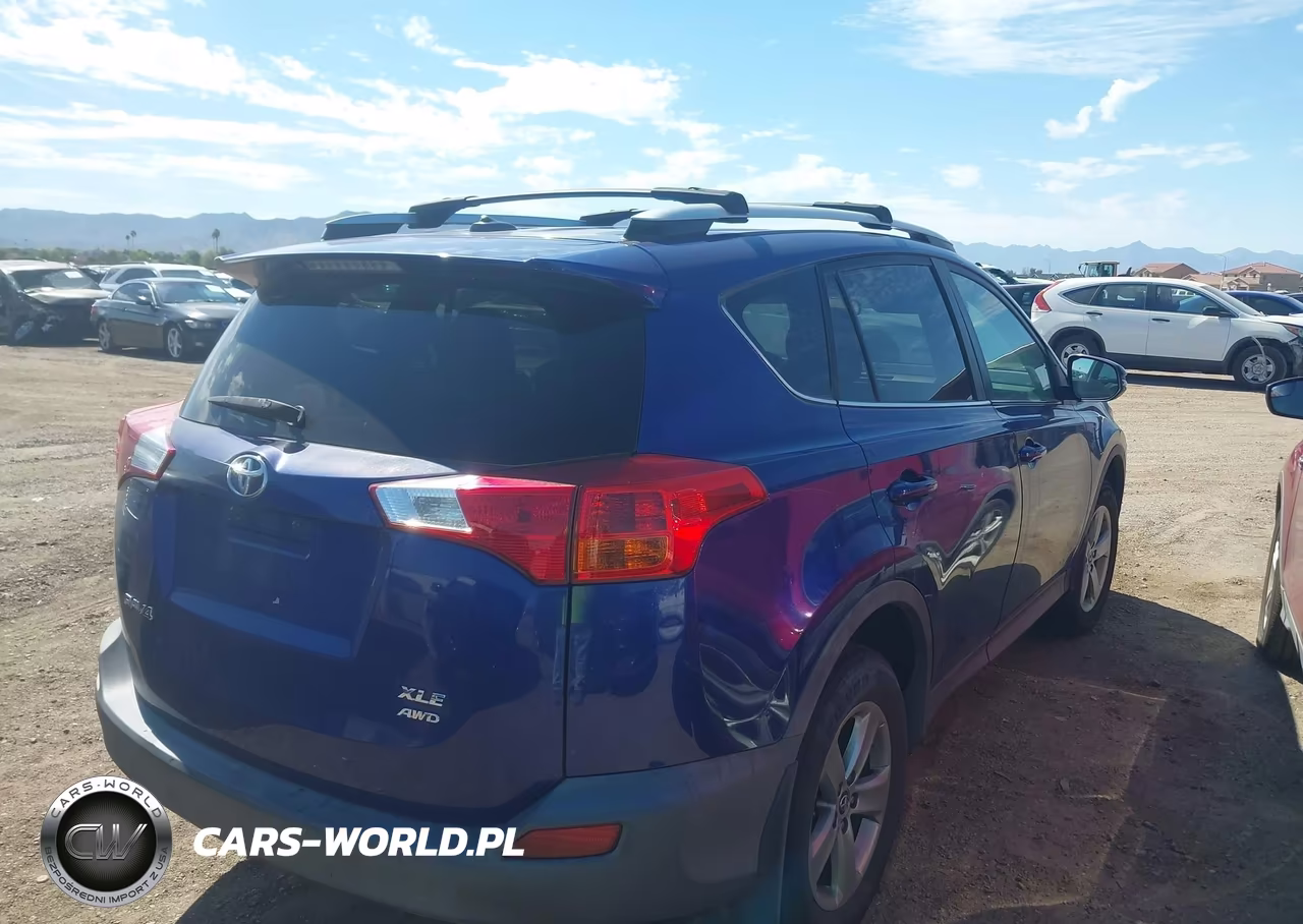 2015 Toyota Rav4 Xle VIN:2T3RFREV0FW405973 - 4