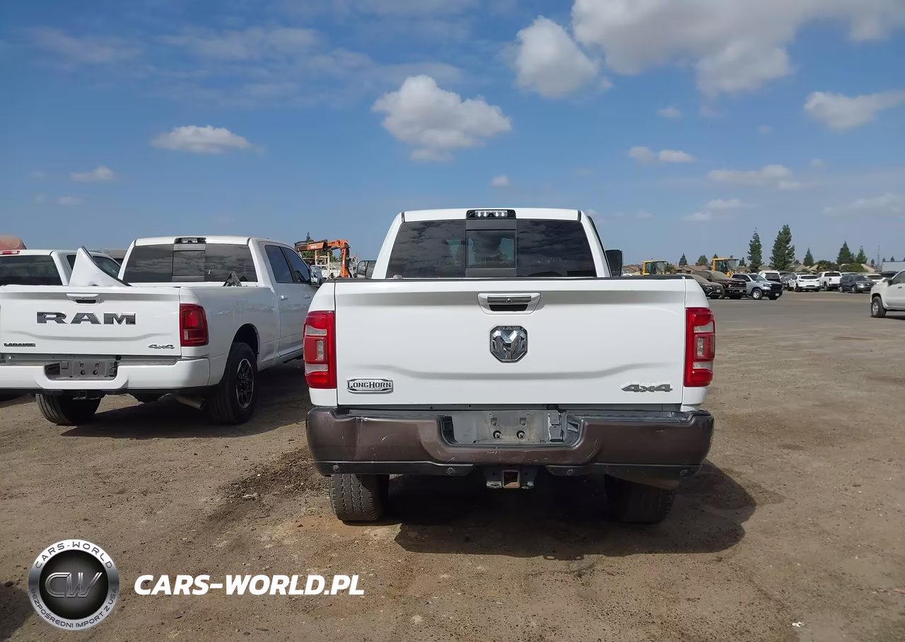 2020 Ram 2500 Laramie Longhorn 4X4 6'4 Box VIN:3C6UR5GL2LG212684 - 17