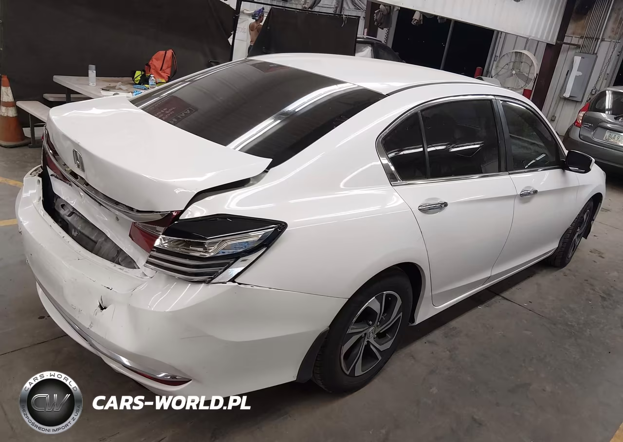 2017 Honda Accord Lx VIN:1HGCR2F35HA263754 - 4
