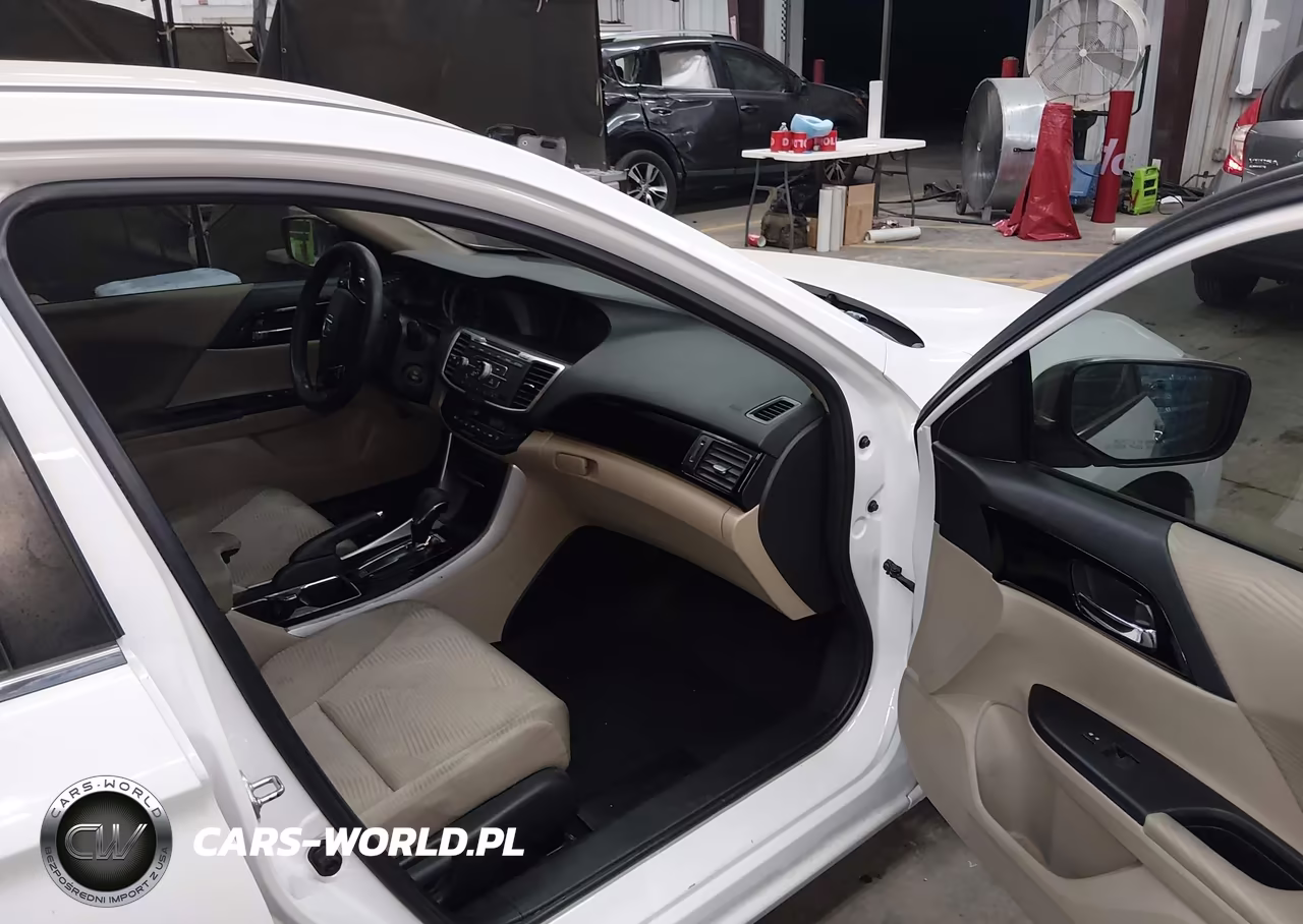 2017 Honda Accord Lx VIN:1HGCR2F35HA263754 - 5
