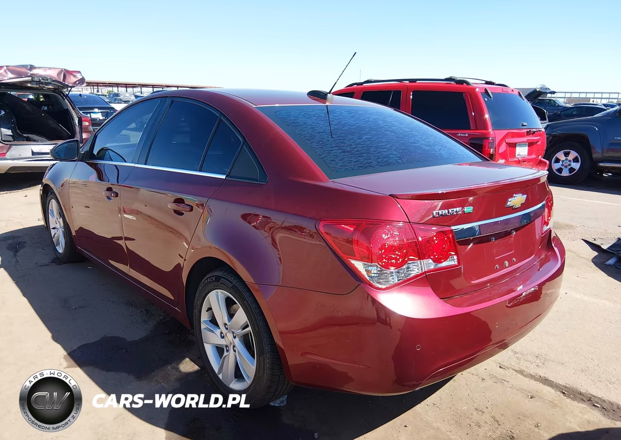 2015 Chevrolet Cruze Diesel VIN:1G1P75SZ3F7276667 - 3