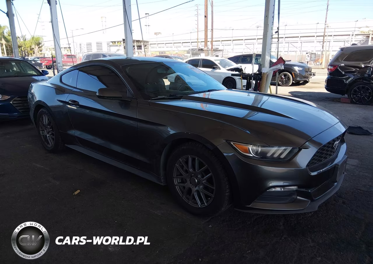 2017 Ford Mustang V6