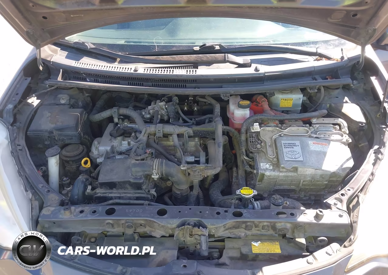 2014 Toyota Prius C One VIN:JTDKDTB37E1575168 - 10