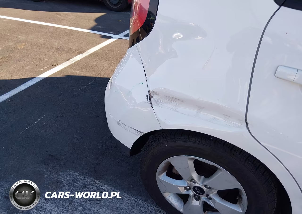 2018 Kia Soul VIN:KNDJN2A29J7892047 - 12