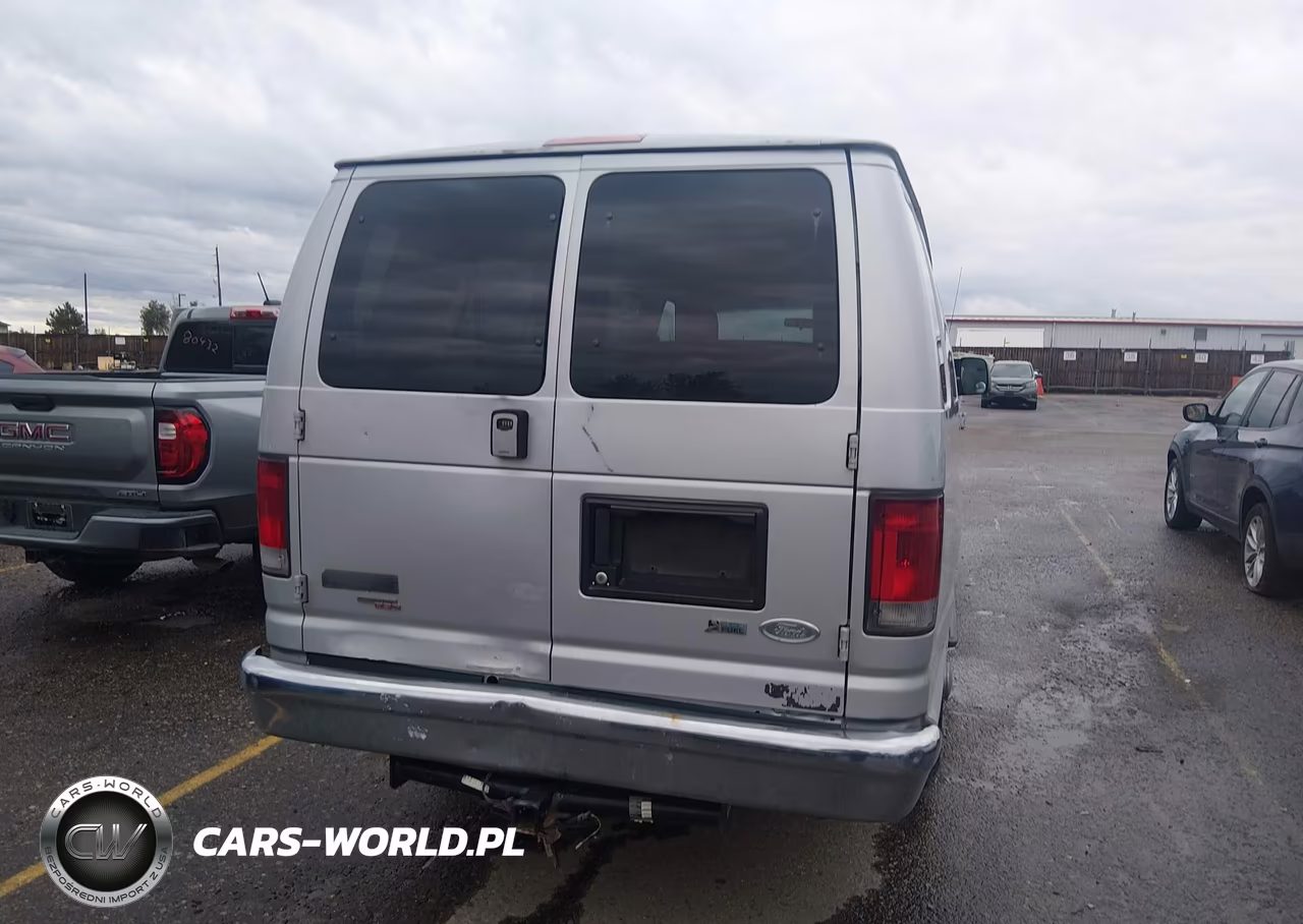 2012 Ford E-350 Super Duty Xlt VIN:1FBSS3BL0CDA28703 - 16