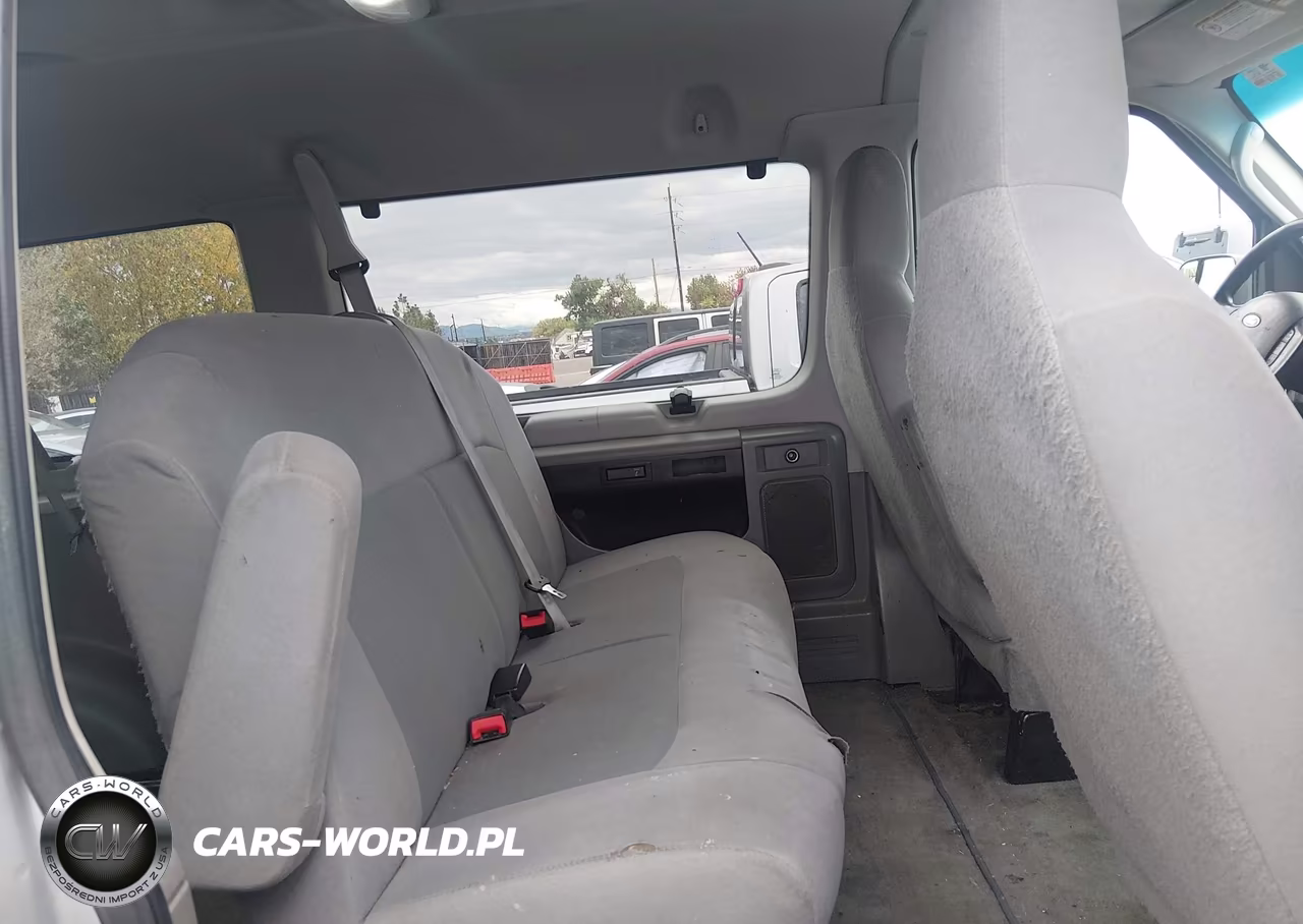 2012 Ford E-350 Super Duty Xlt VIN:1FBSS3BL0CDA28703 - 8