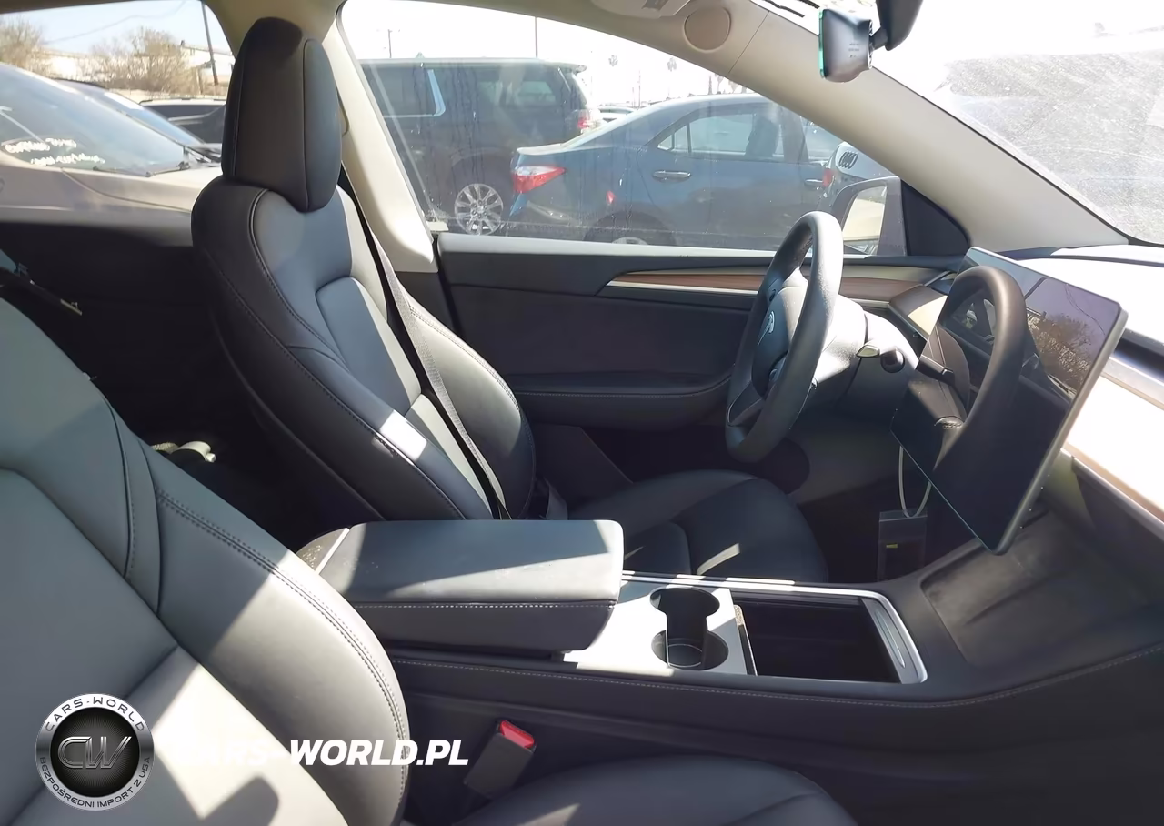2023 Tesla Model Y Performance Dual Motor All-Wheel Drive VIN:7SAYGDEF6PF762167 - 5