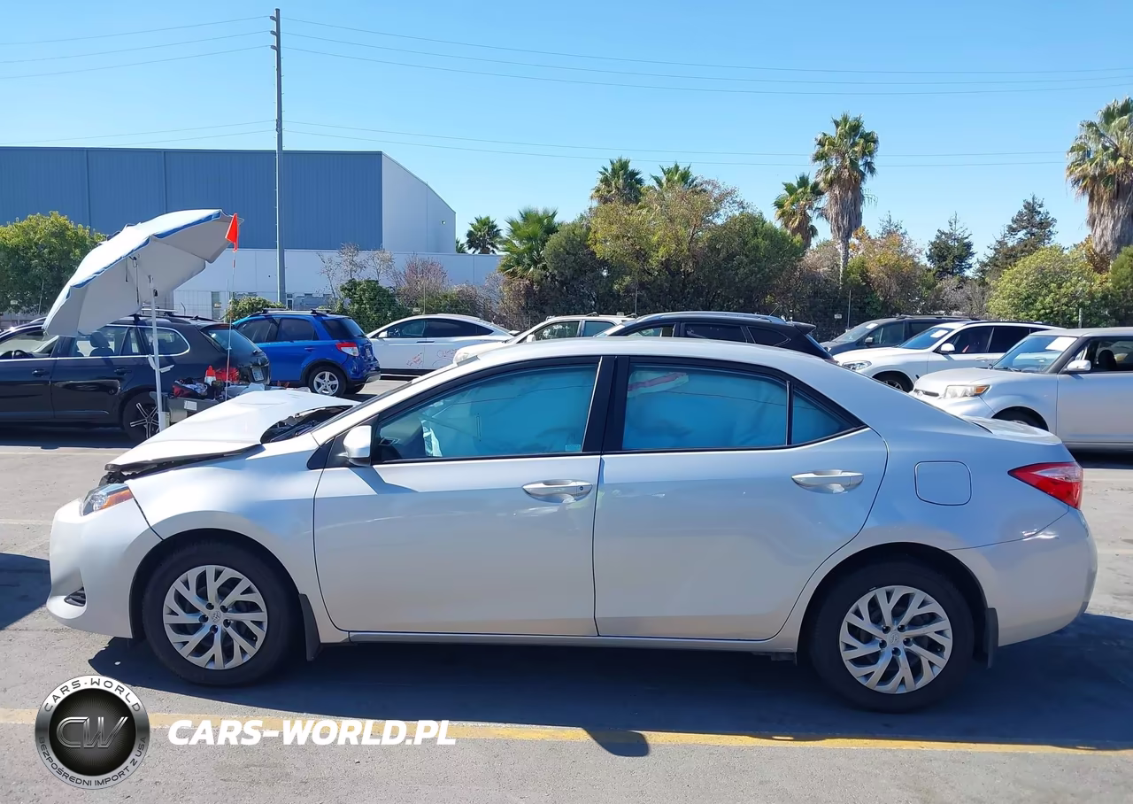 2017 Toyota Corolla Le VIN:2T1BURHE8HC808213 - 15