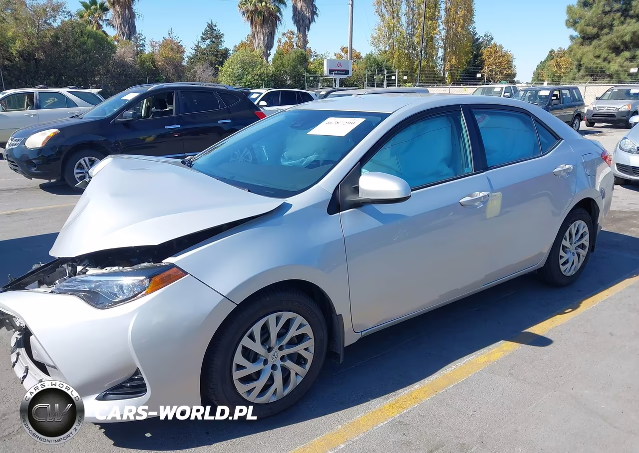 2017 Toyota Corolla Le VIN:2T1BURHE8HC808213 - 2