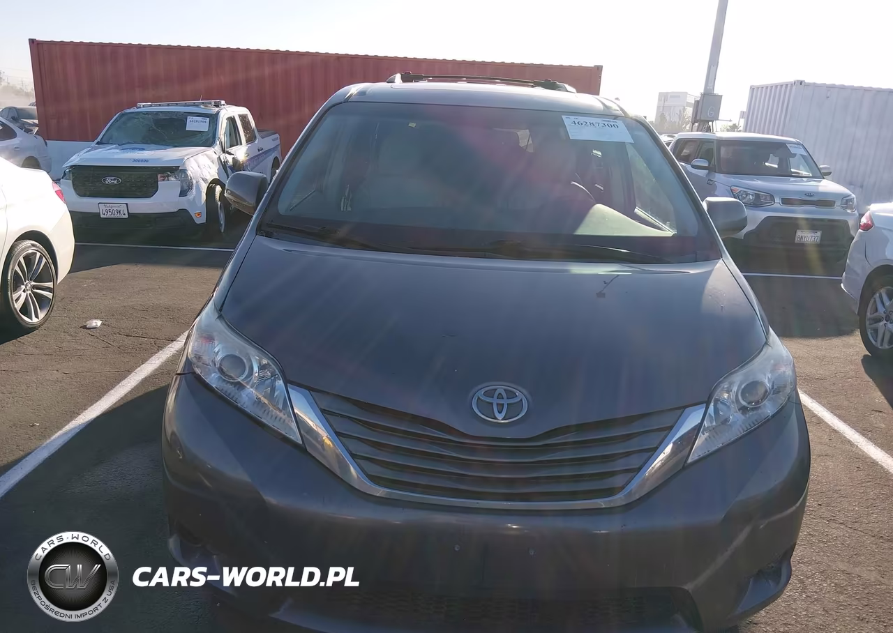 2011 Toyota Sienna Xle V6 VIN:5TDYK3DC1BS172279 - 13