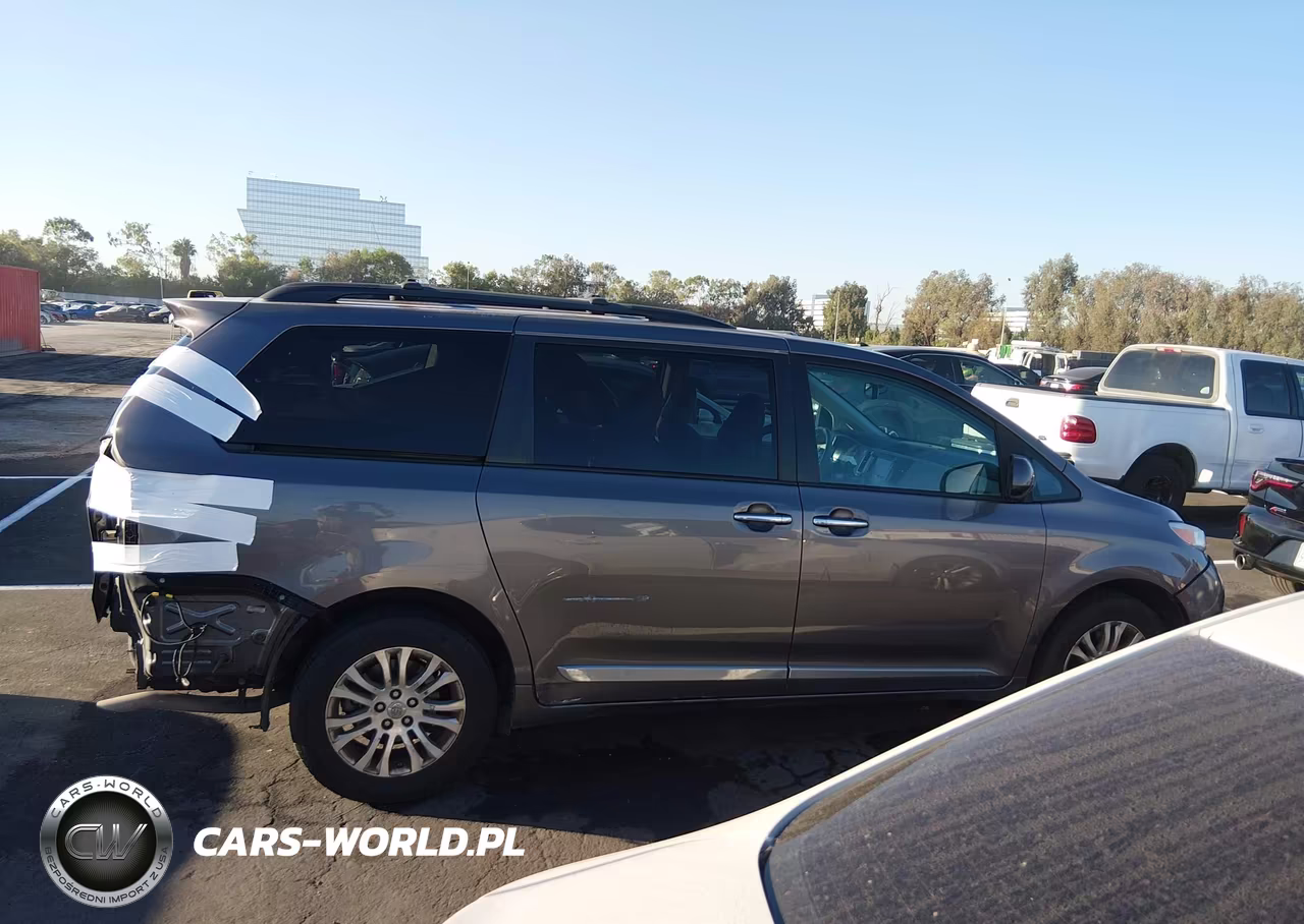 2011 Toyota Sienna Xle V6 VIN:5TDYK3DC1BS172279 - 14