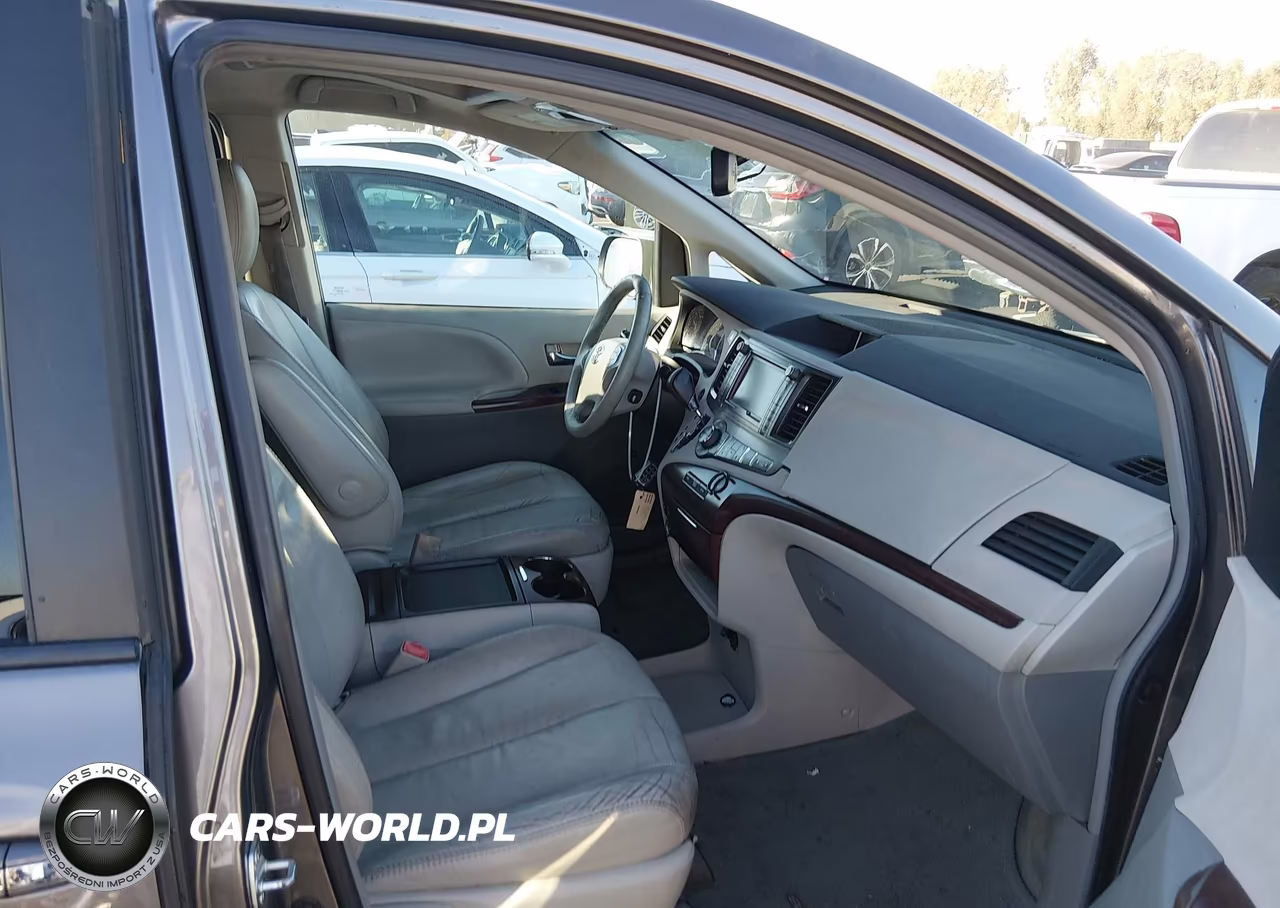 2011 Toyota Sienna Xle V6 VIN:5TDYK3DC1BS172279 - 5