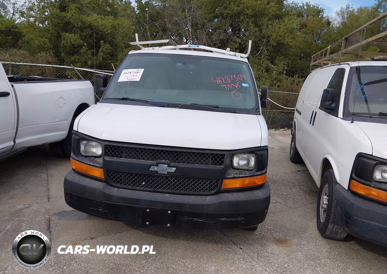 2015 Chevrolet Express 2500 Work Van VIN:1GCWGFCF6F1272063 - 13