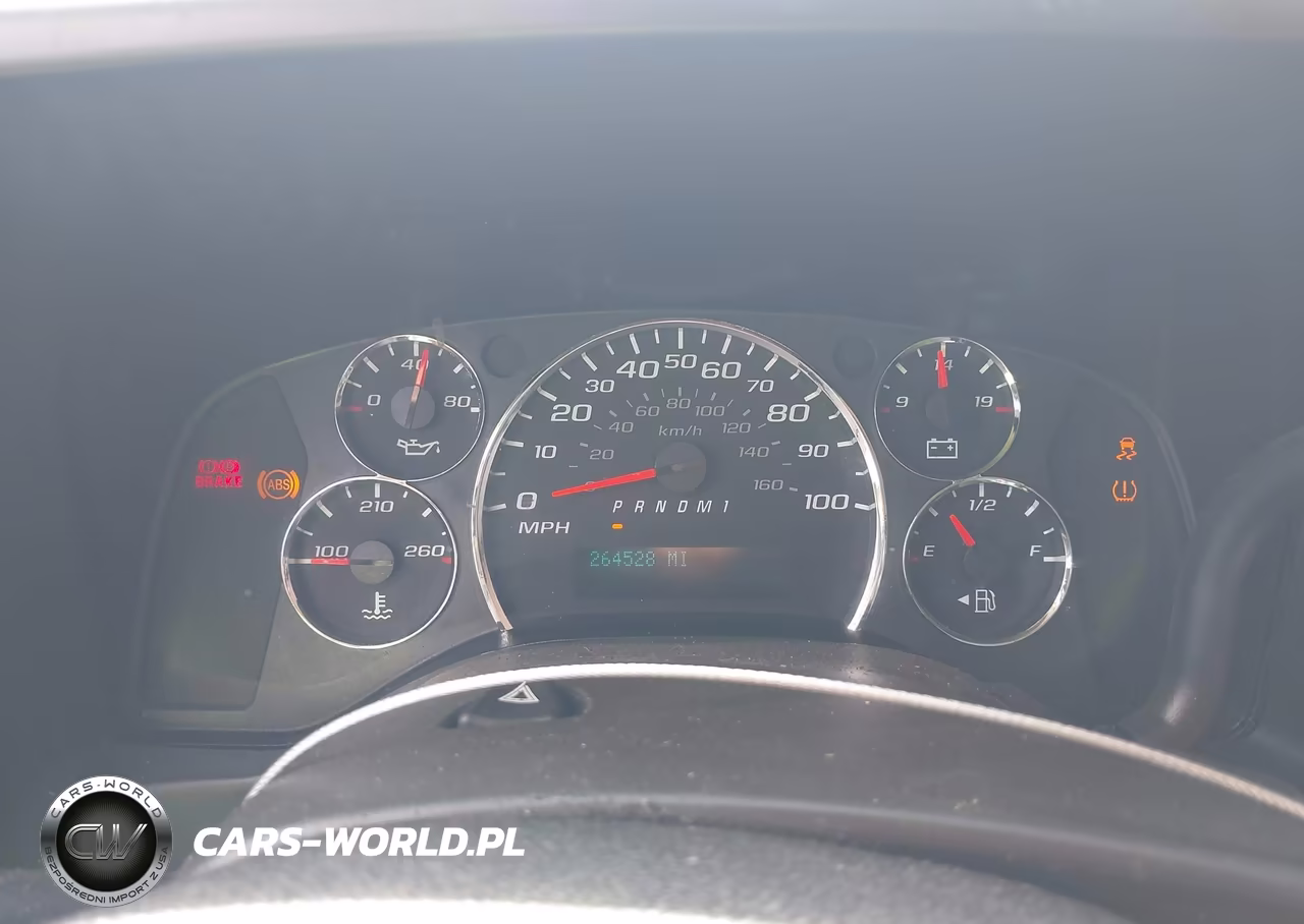 2015 Chevrolet Express 2500 Work Van VIN:1GCWGFCF6F1272063 - 7