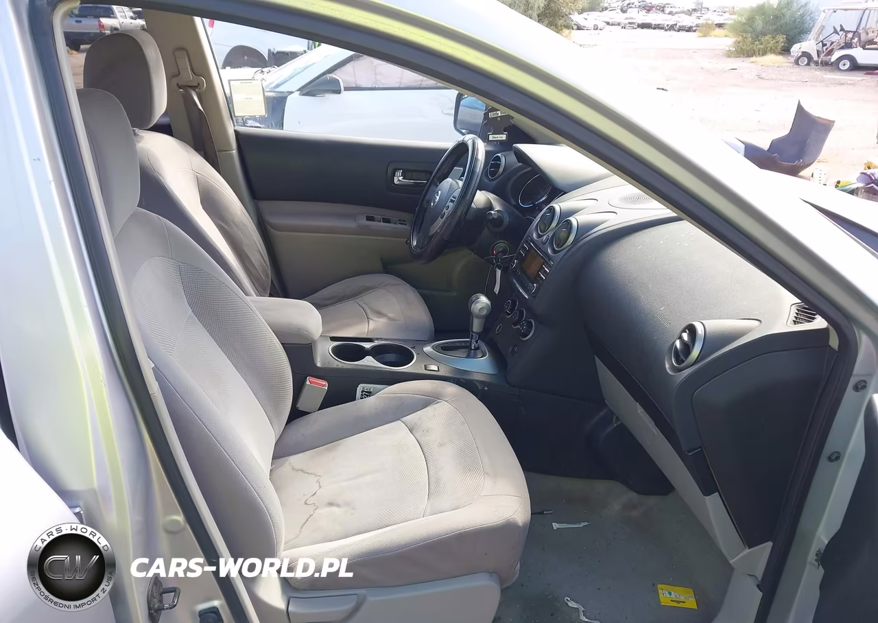 2012 Nissan Rogue S VIN:JN8AS5MTXCW608713 - 5