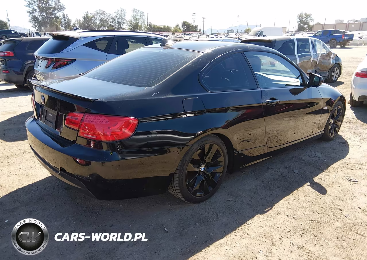 BMW 328I VIN:WBAKE5C53BE755418 - 4