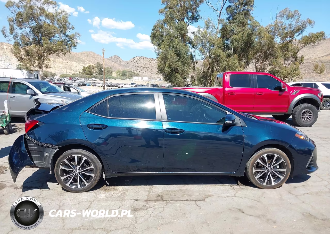 2018 Toyota Corolla Se VIN:5YFBURHE7JP792429 - 13