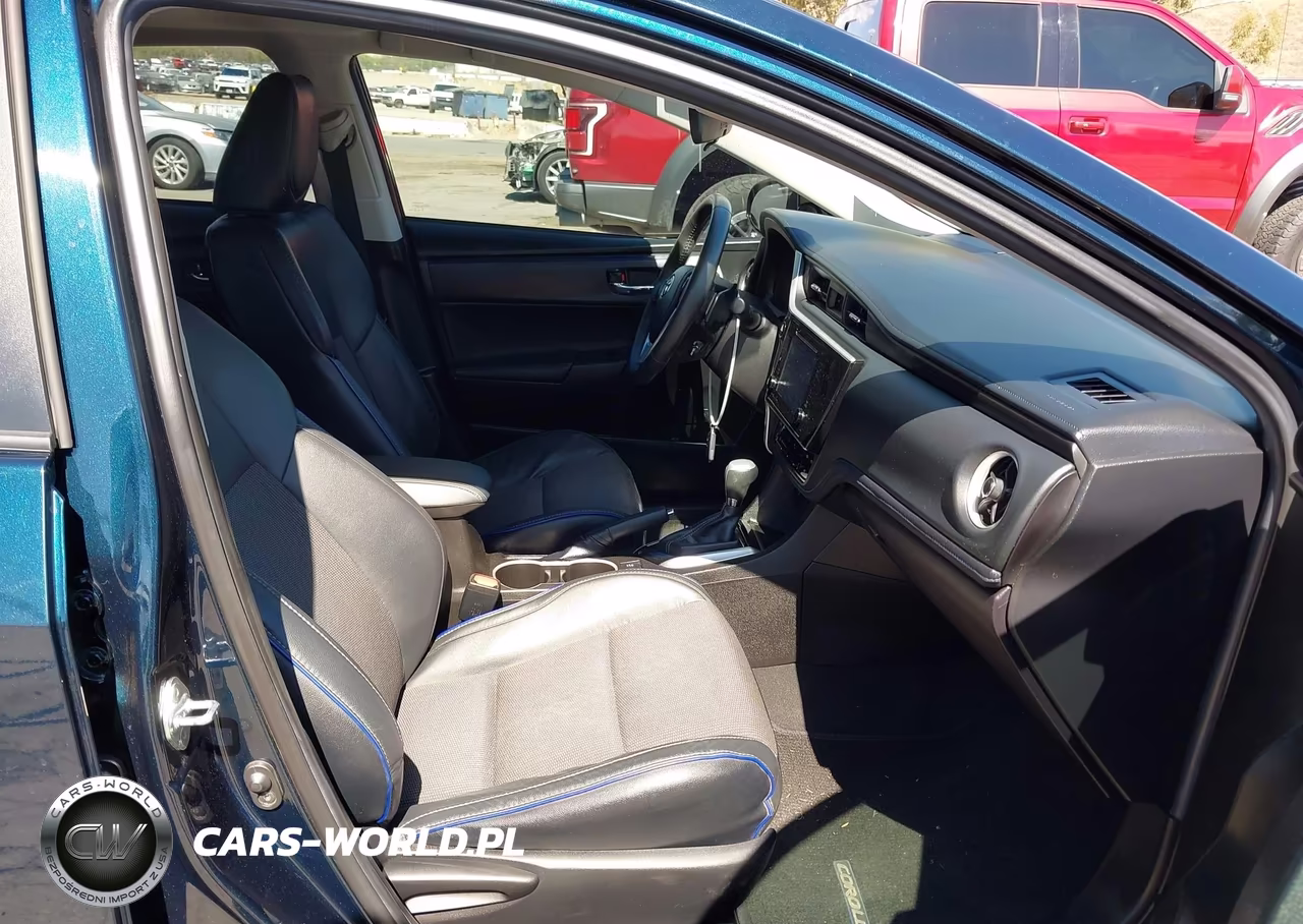2018 Toyota Corolla Se VIN:5YFBURHE7JP792429 - 5