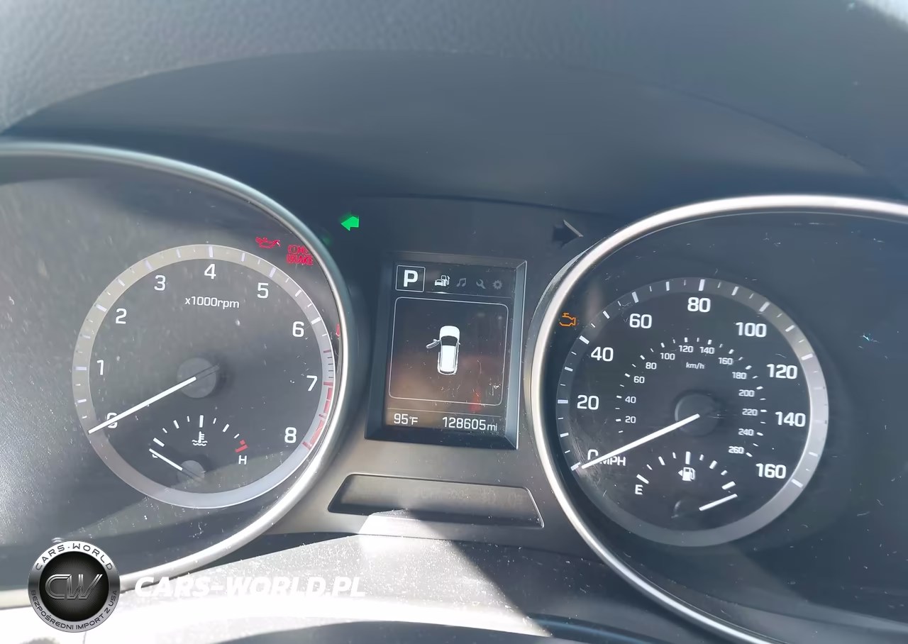 2017 Hyundai Santa Fe Se VIN:KM8SM4HF1HU190923 - 7