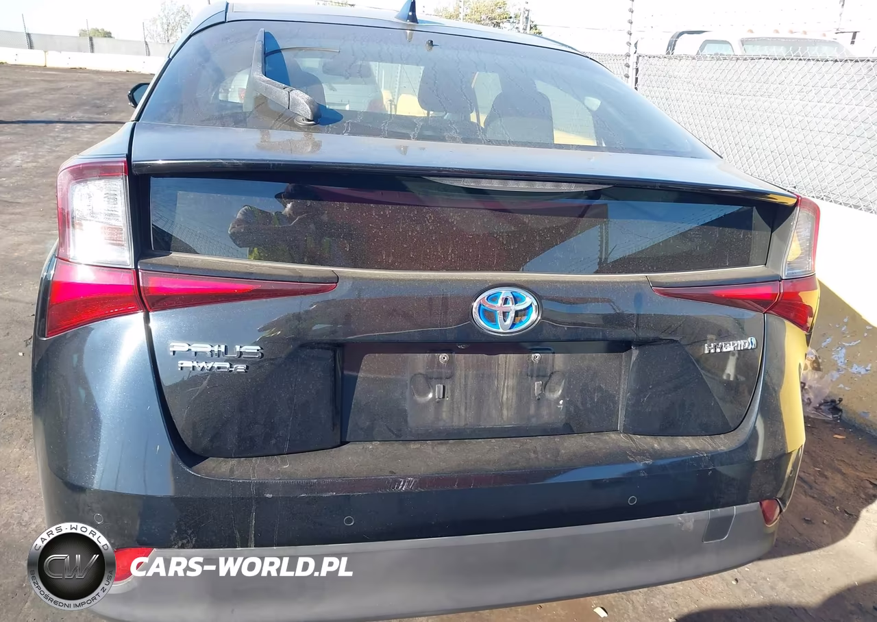 2019 Toyota Prius Le VIN:JTDL9RFU3K3001176 - 16