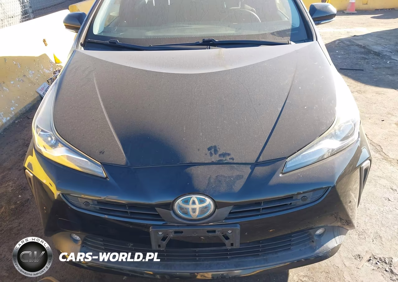 2019 Toyota Prius Le VIN:JTDL9RFU3K3001176 - 6