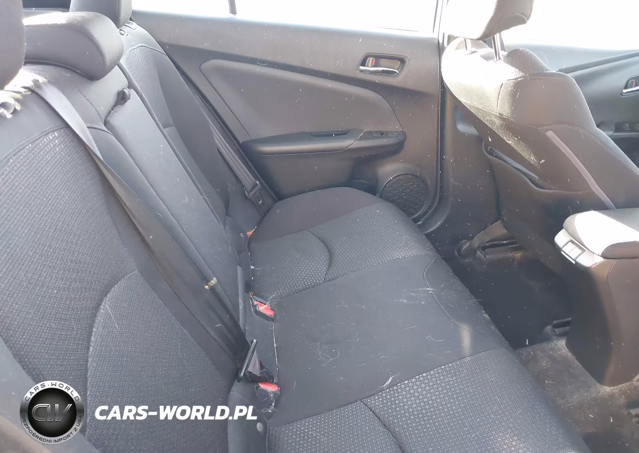 2019 Toyota Prius Le VIN:JTDL9RFU3K3001176 - 8