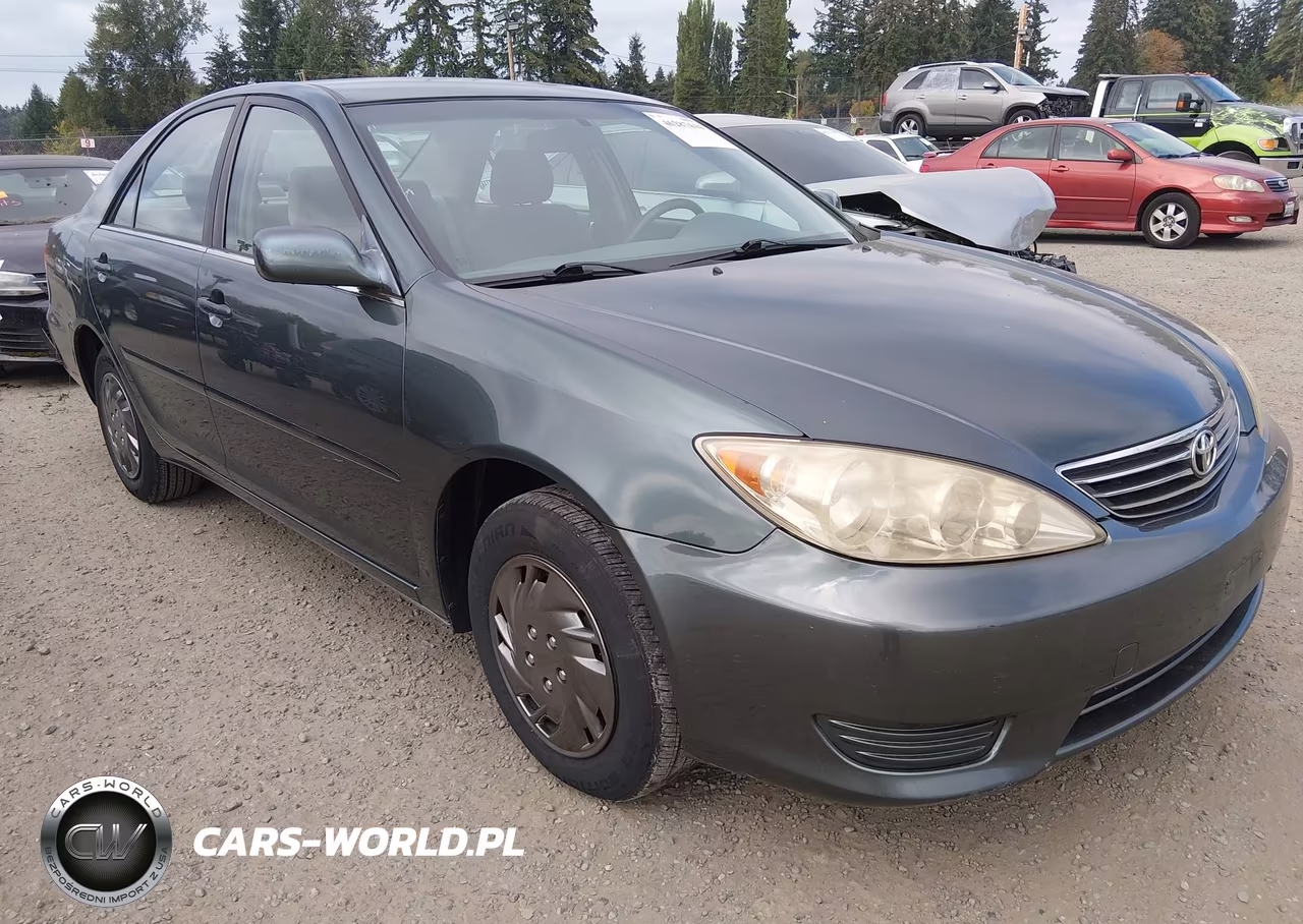 2005 Toyota Camry Le