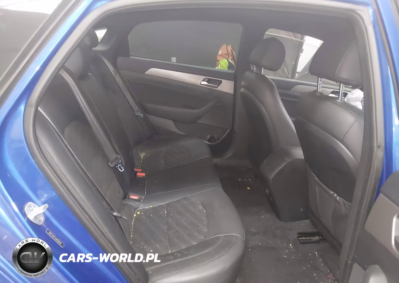 2018 Hyundai Sonata Sport VIN:5NPE34AF5JH656948 - 8