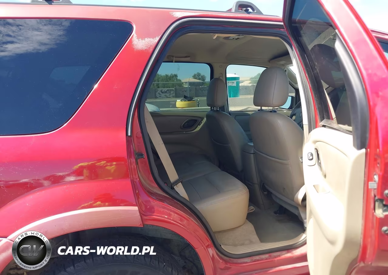 2006 Ford Escape Limited VIN:1FMYU04186KC93729 - 8