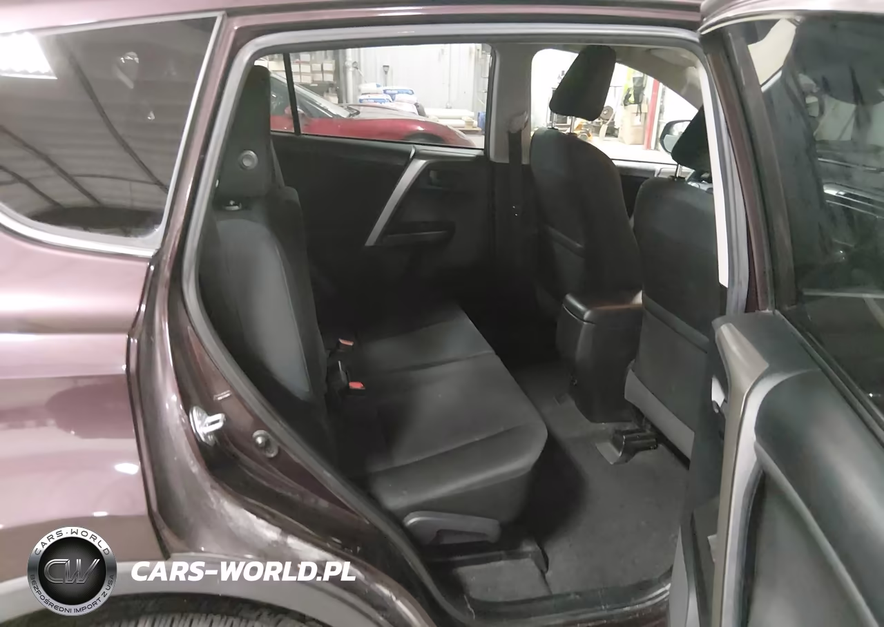2018 Toyota Rav4 Le VIN:2T3BFREV2JW721322 - 8
