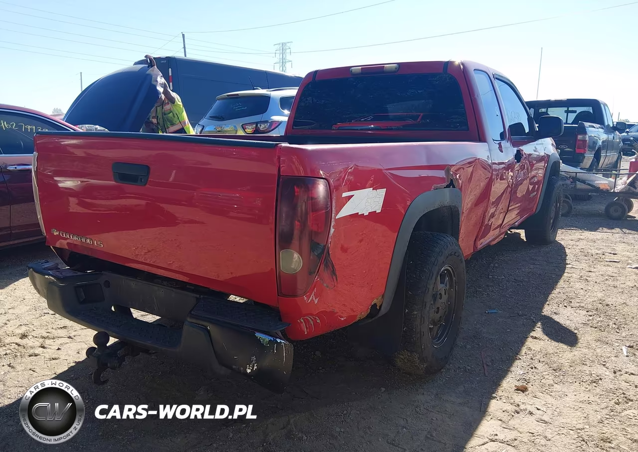 2005 Chevrolet Colorado Ls VIN:1GCDT196758152100 - 4