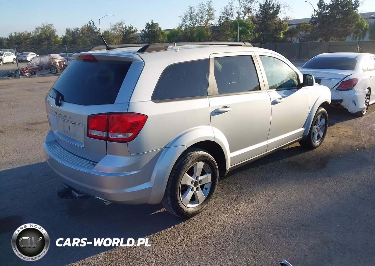 2011 Dodge Journey Mainstreet VIN:3D4PG1FG3BT517435 - 4