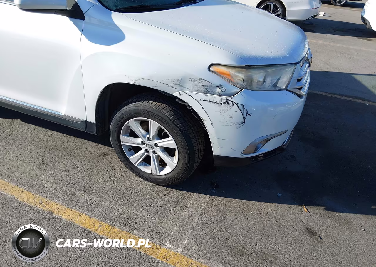 2013 Toyota Highlander Base Plus VIN:5TDZA3EH7DS038574 - 6