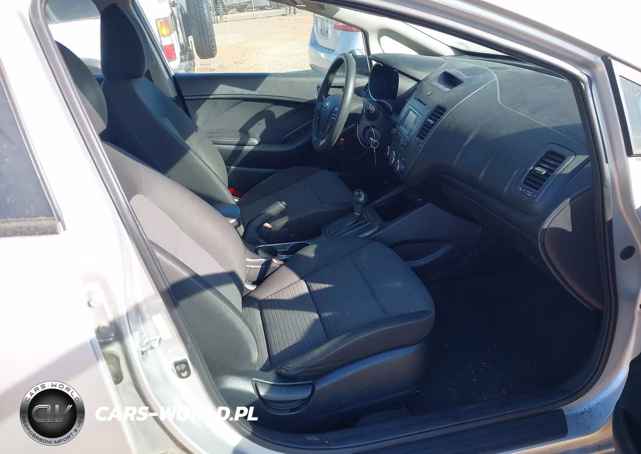 2015 Kia Forte Lx VIN:KNAFX4A66F5271315 - 5