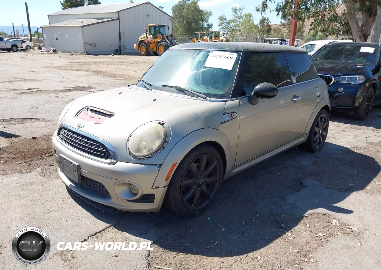 2010 Mini Cooper S VIN:WMWMF7C53ATZ72902 - 2