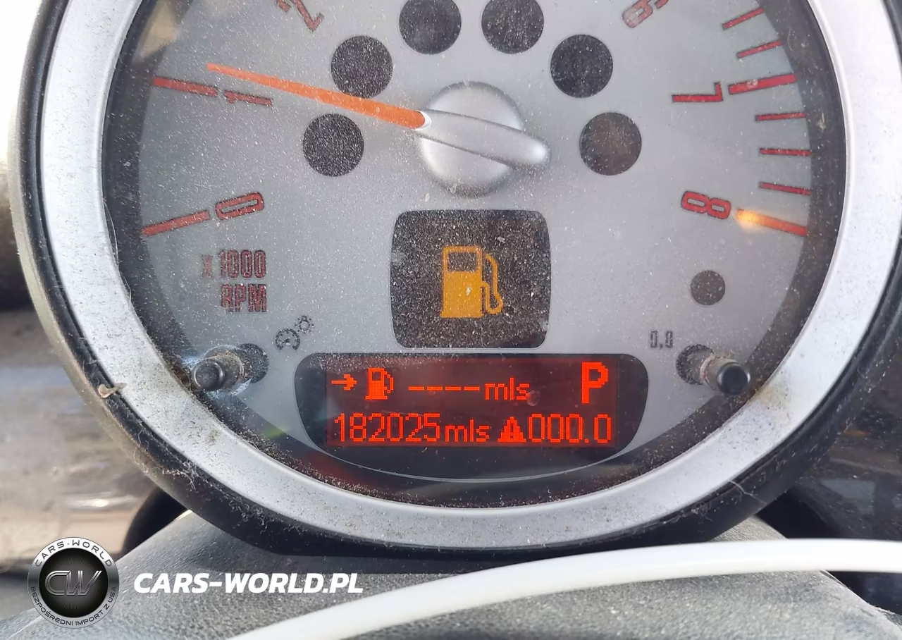 2010 Mini Cooper S VIN:WMWMF7C53ATZ72902 - 7