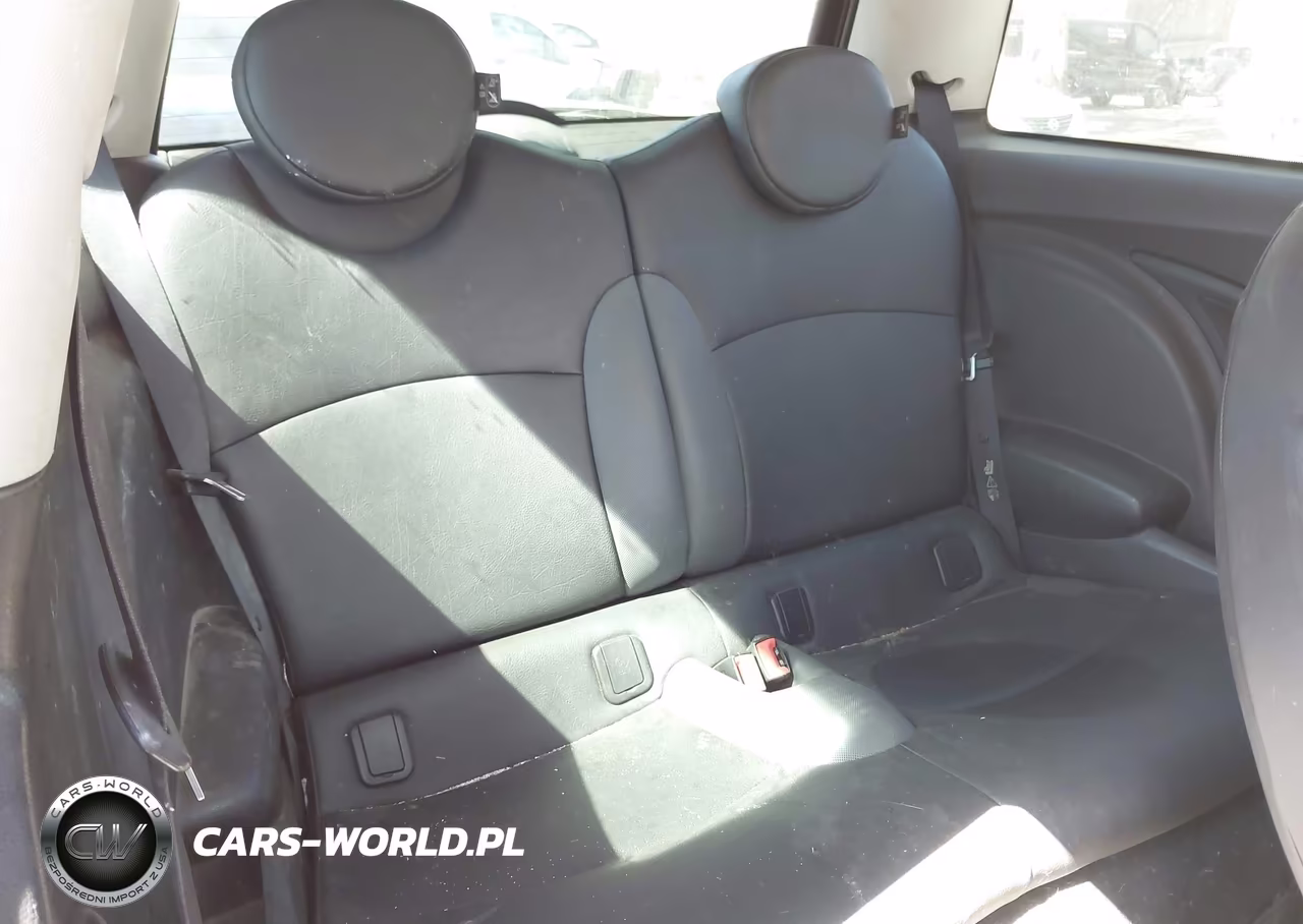 2010 Mini Cooper S VIN:WMWMF7C53ATZ72902 - 8
