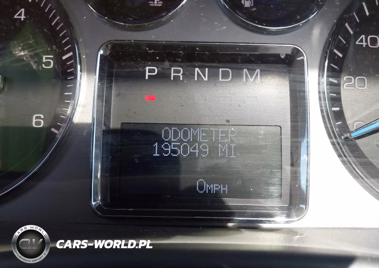 2007 Cadillac Escalade Standard VIN:1GYFK638X7R414380 - 7
