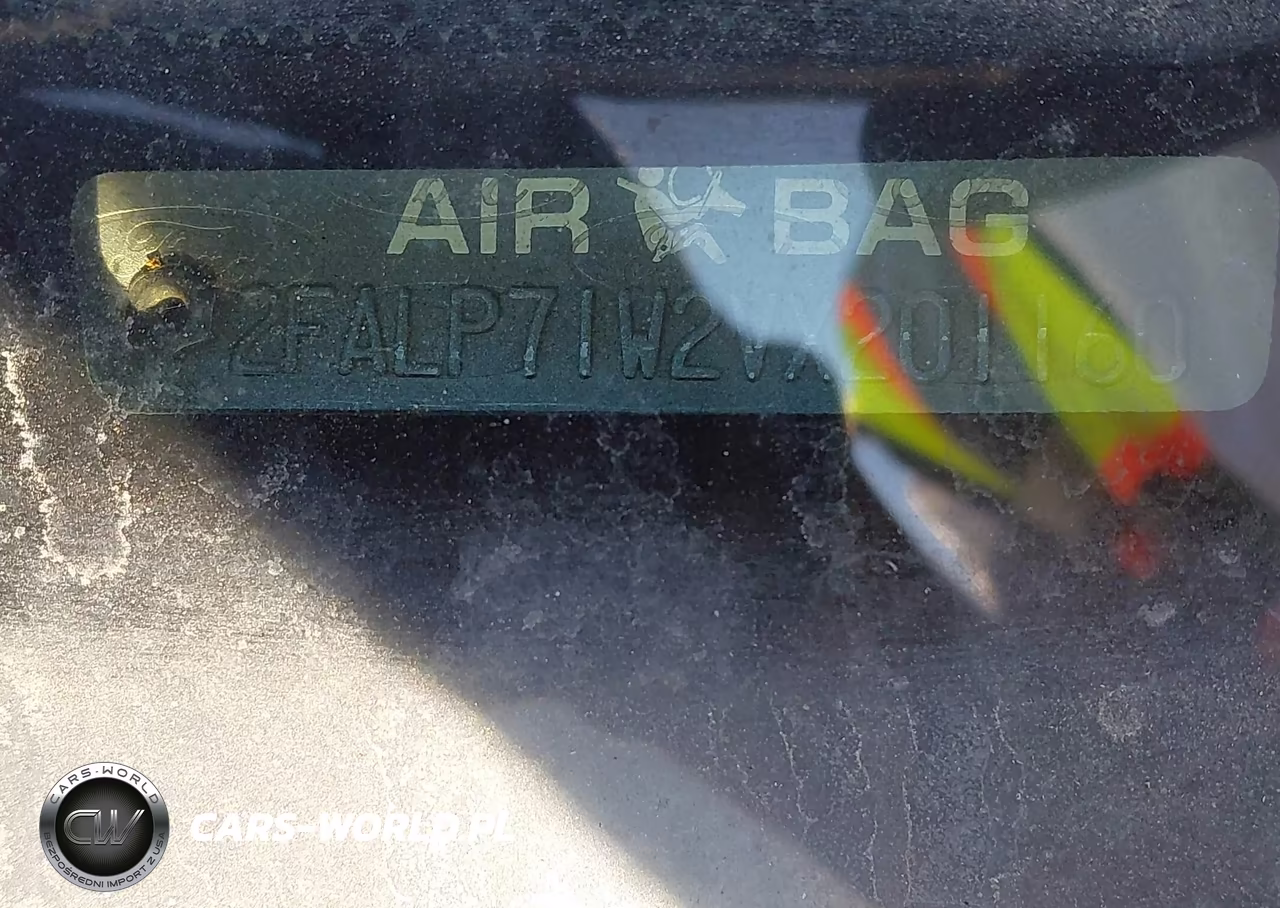 1997 Ford Crown Victoria Police Interceptor VIN:2FALP71W2VX201160 - 9
