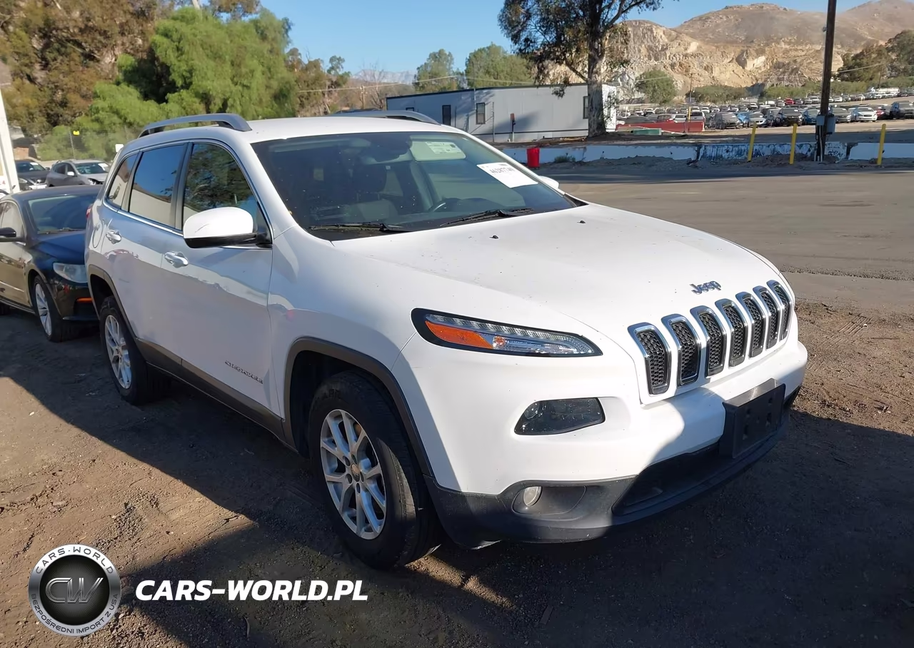 2016 Jeep Cherokee Latitude VIN:1C4PJMCB0GW301570 - 1