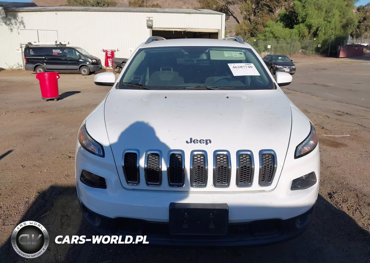 2016 Jeep Cherokee Latitude VIN:1C4PJMCB0GW301570 - 12