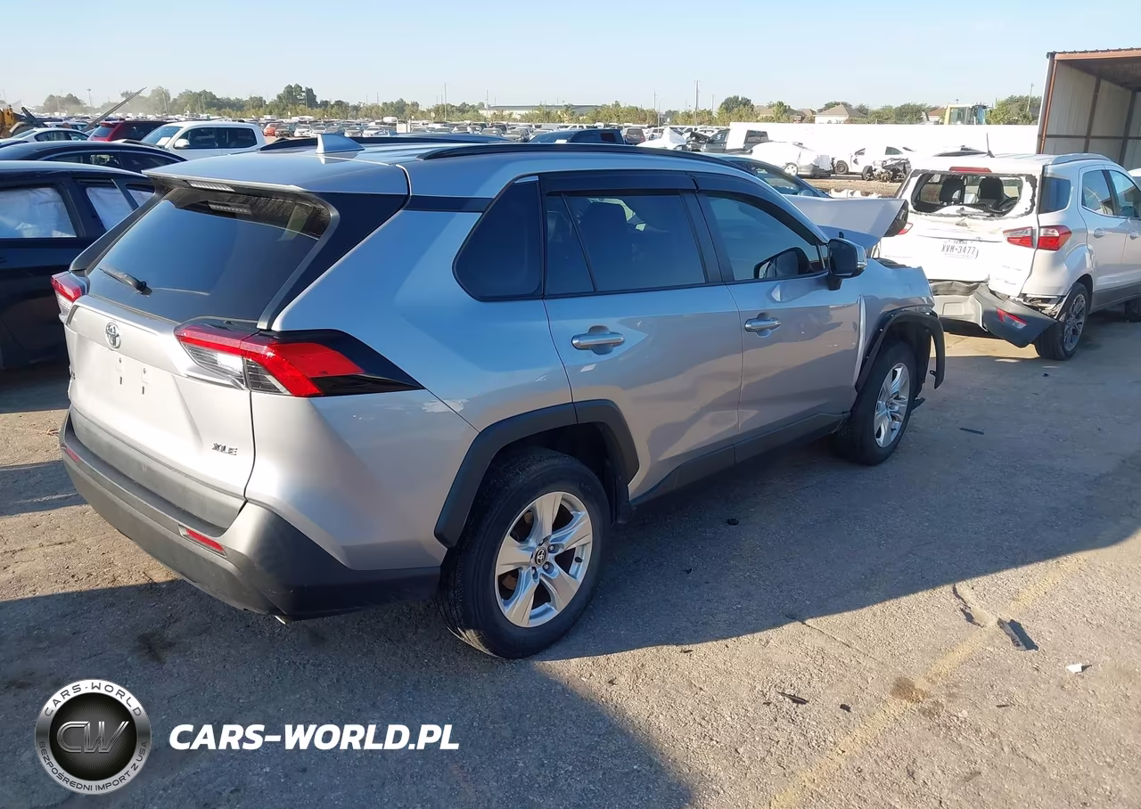 2021 Toyota Rav4 Xle VIN:2T3W1RFV0MC131673 - 4